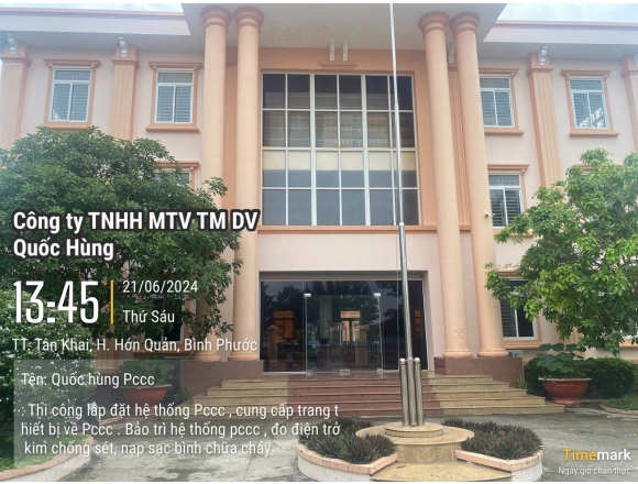 Thi công lắp kim chống sét, Kho bạc Nhà nước Hớn Quản, Bình Phước