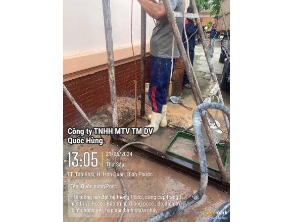 Thi công lắp kim chống sét, Kho bạc Nhà nước Hớn Quản, Bình Phước